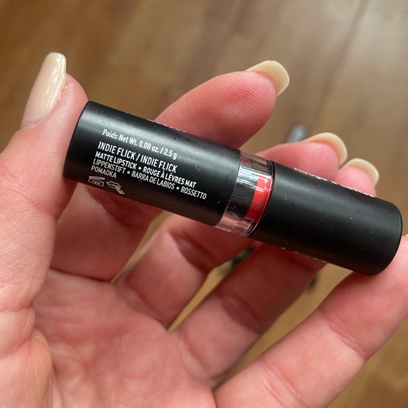 Mixed Lip Kit Lot - Picture 3 of 12